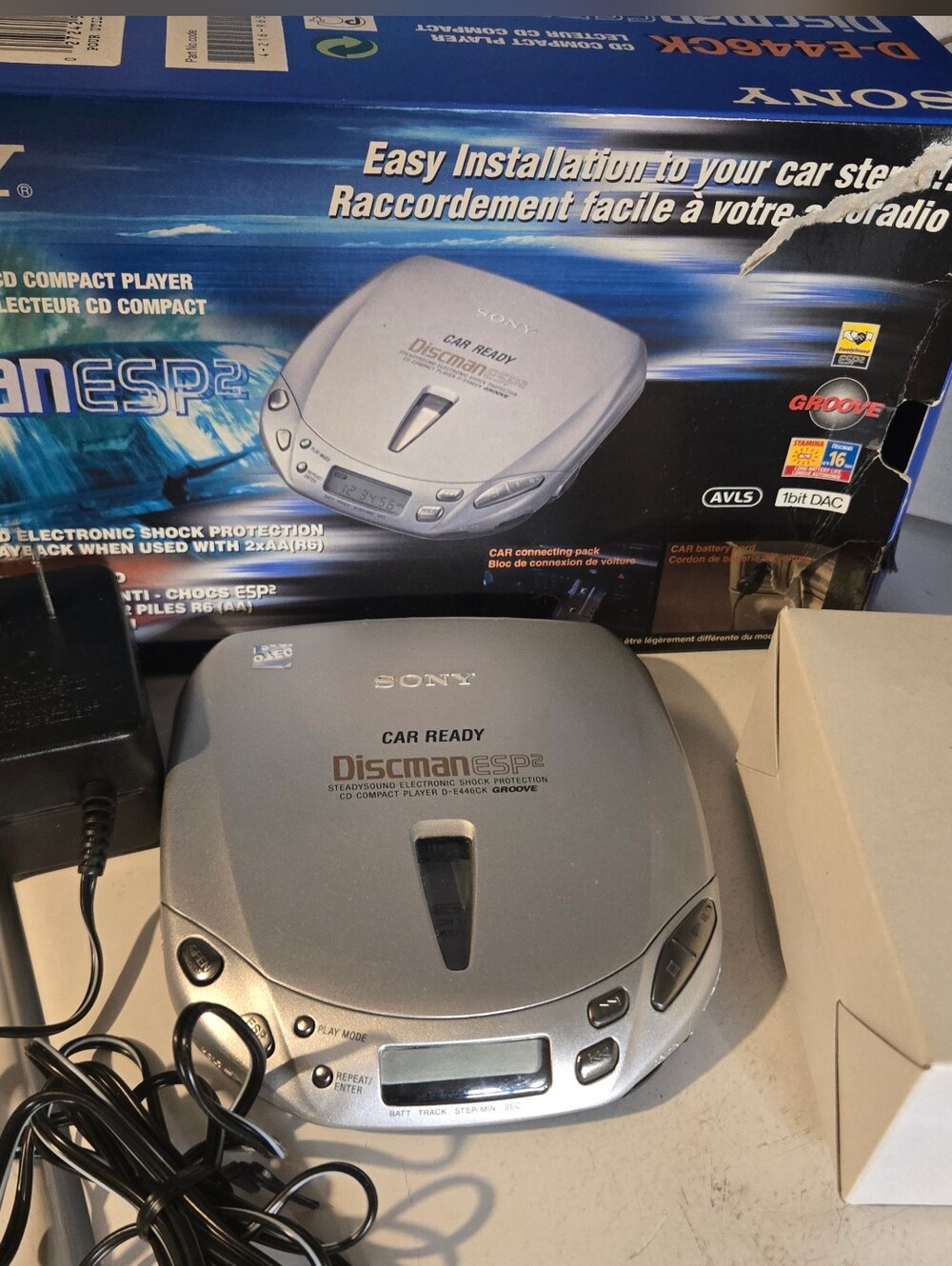 Sony Discman D-E446CK Portable CD Player